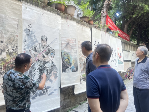 渝北龍山街道舉辦書畫攝影集郵作品展